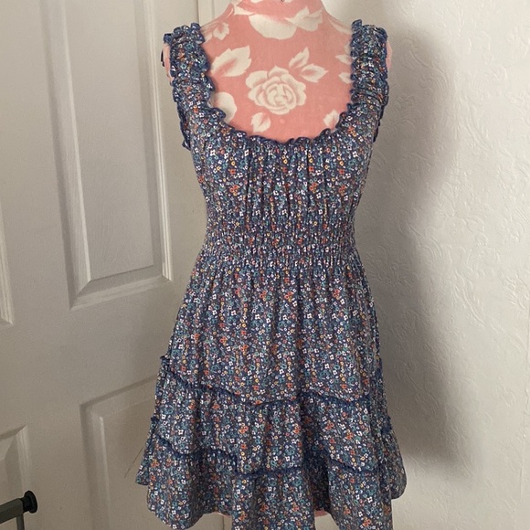 Welcome To My Closet 🤎 - Picture 15 of 16